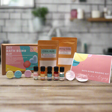 Load image into Gallery viewer, The contents of the bath bomb kit