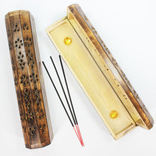 Load image into Gallery viewer, Natural Mango Wood Smoke Box