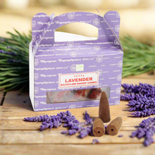 Load image into Gallery viewer, Satya Lavender Backflow Dhoop Cone
